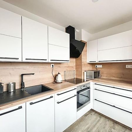 Krasny Zrekonstruovany Byt 3+1 Liberec Dış mekan fotoğraf